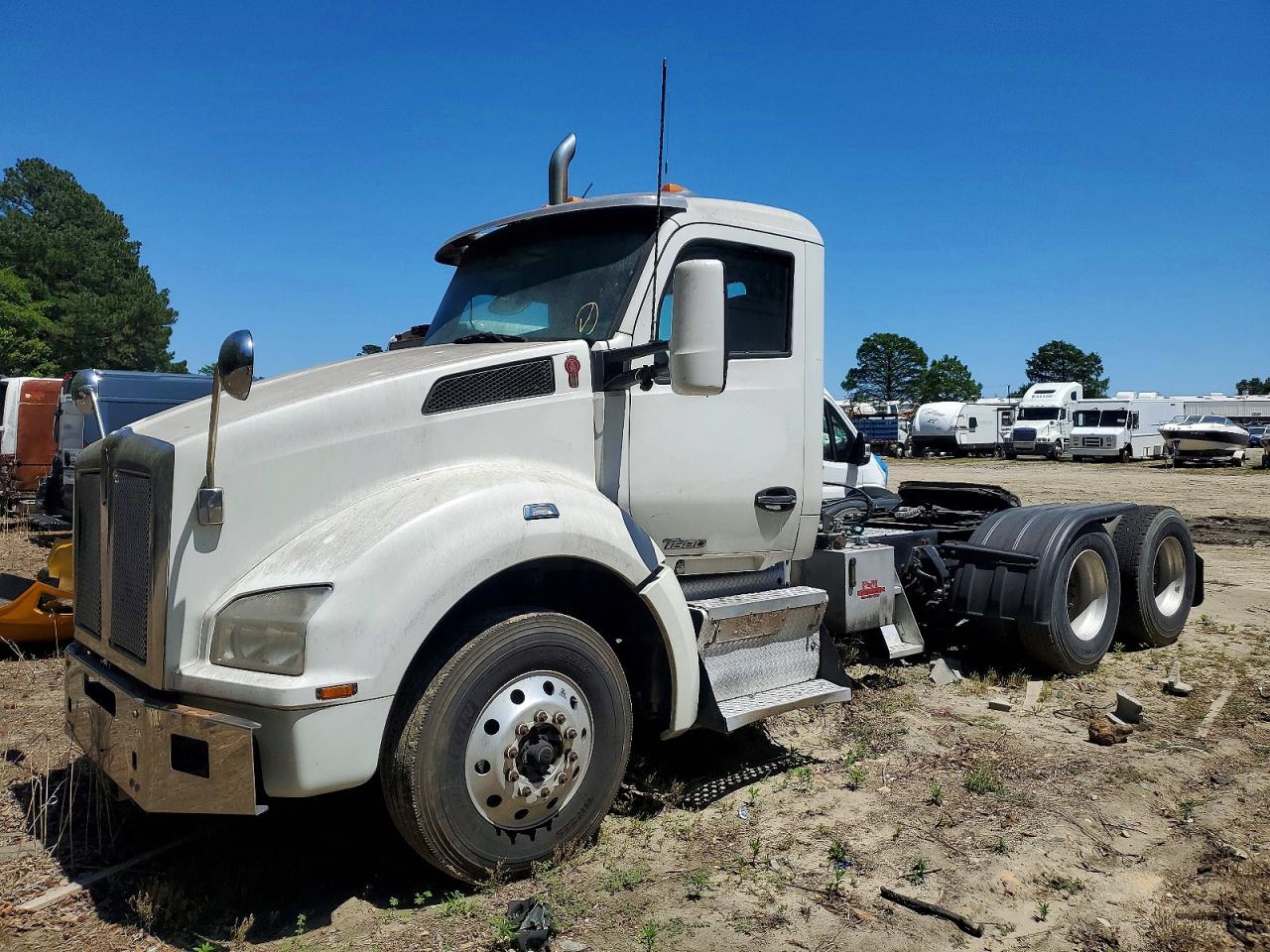 Kenworth T880