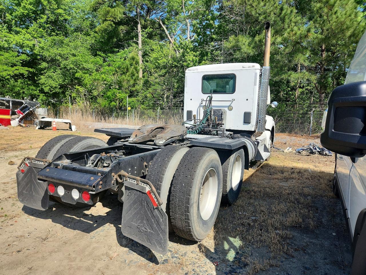 Kenworth T880