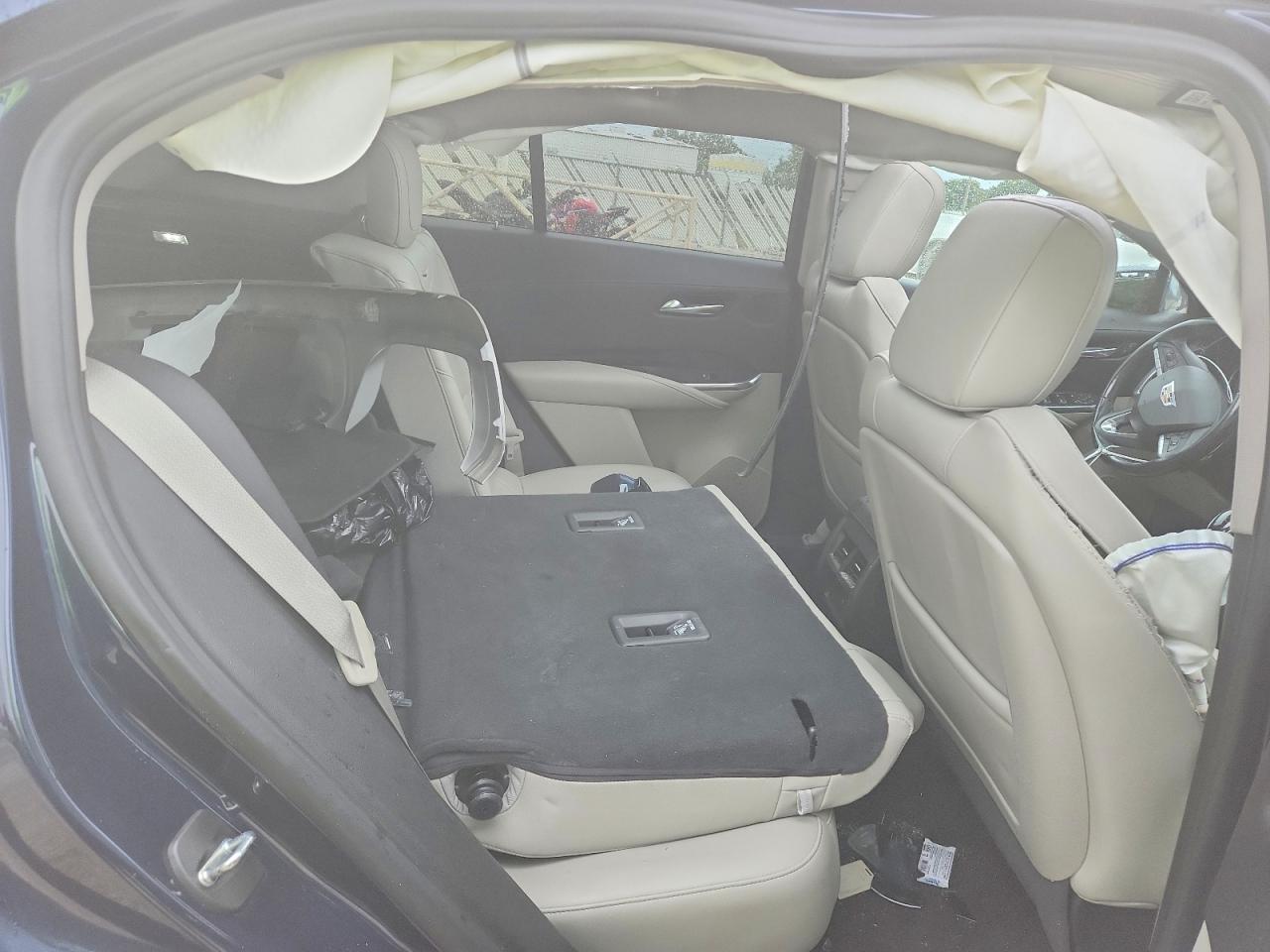 Cadillac XT4 Premium Luxury