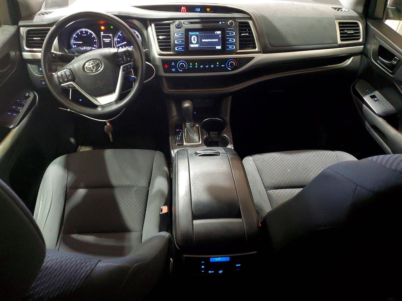 Toyota Highlander Le