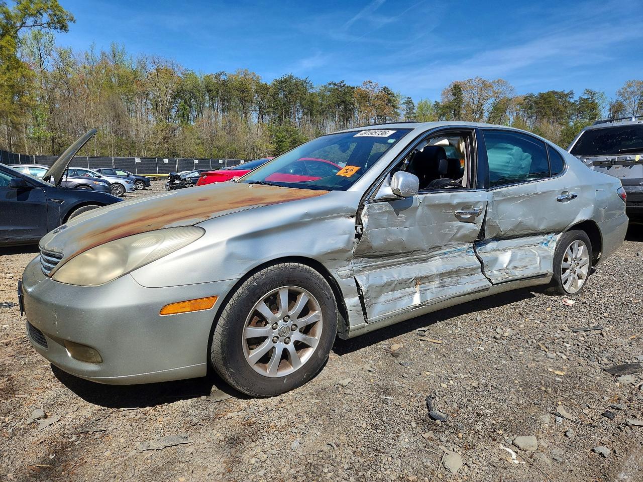 Salvage Lexus Es Image