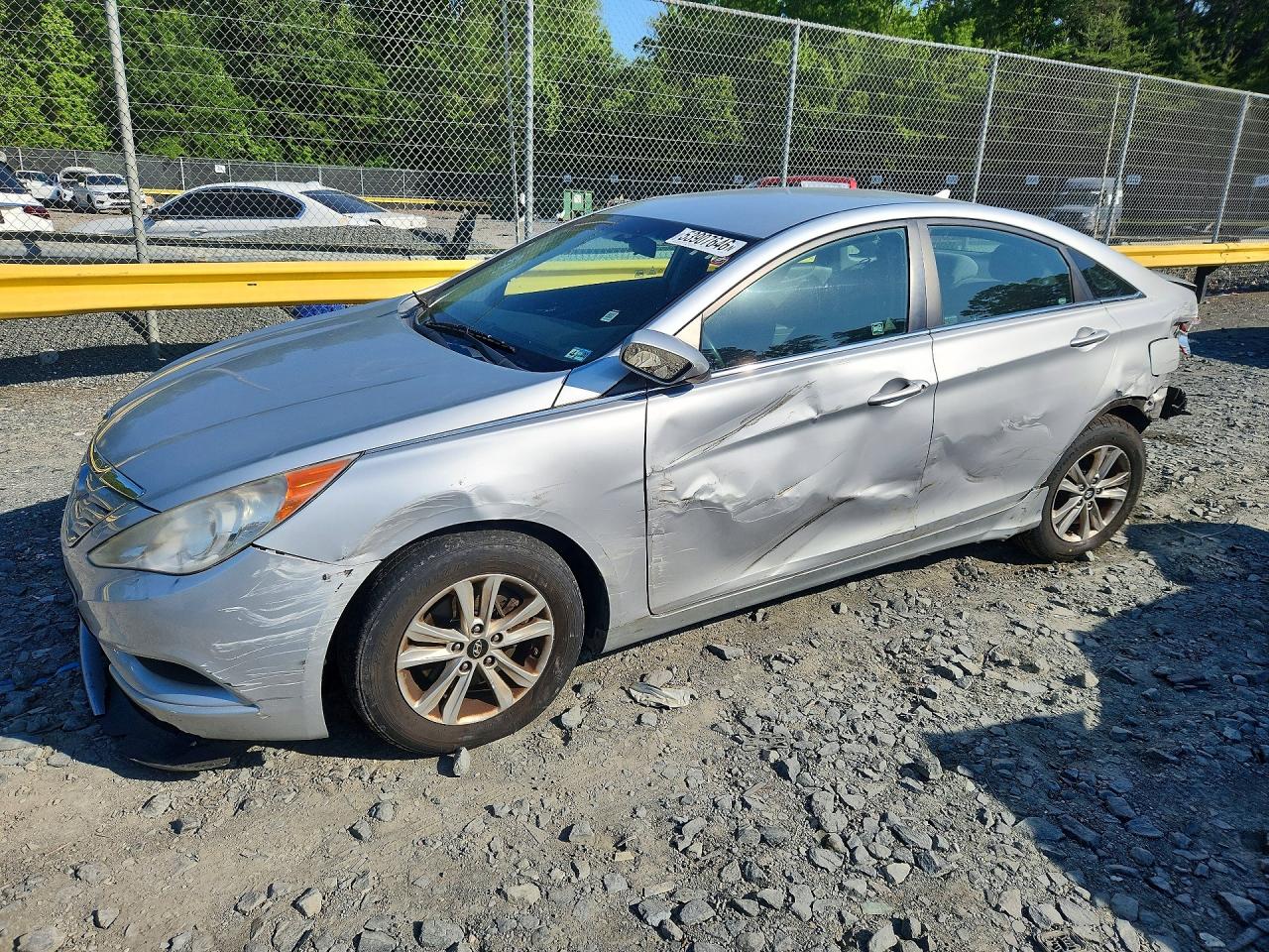 Salvage Hyundai SONATA Image