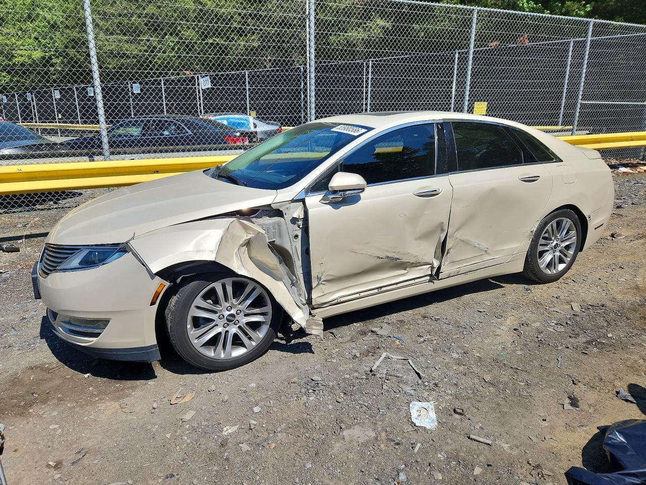 Salvage Lincoln MKZ Image