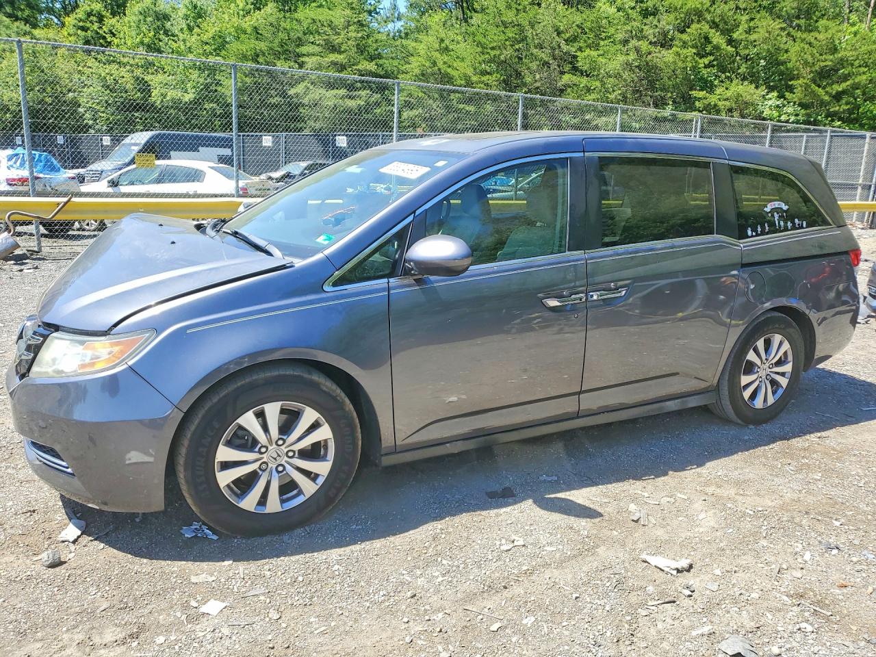 Salvage Honda Odyssey Image