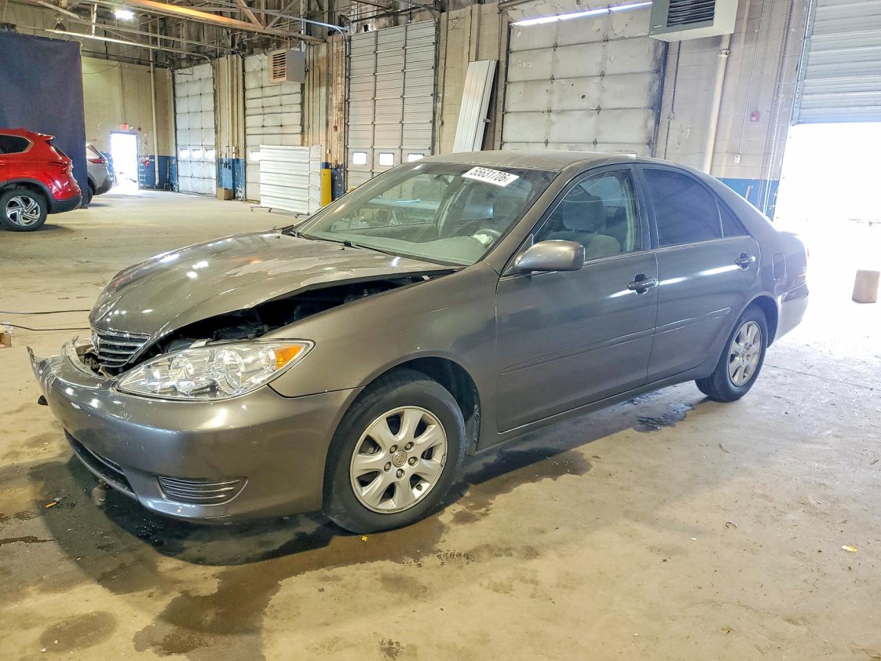 Salvage Toyota Camry Image