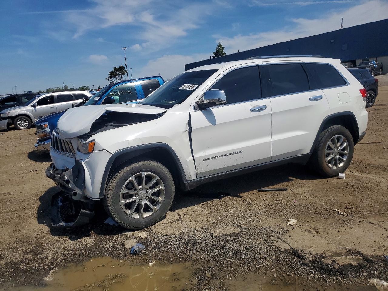 Salvage Jeep Grand Cherokee Image