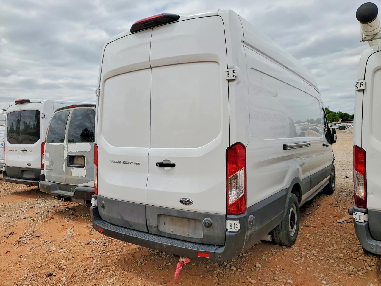 Ford Transit T-350