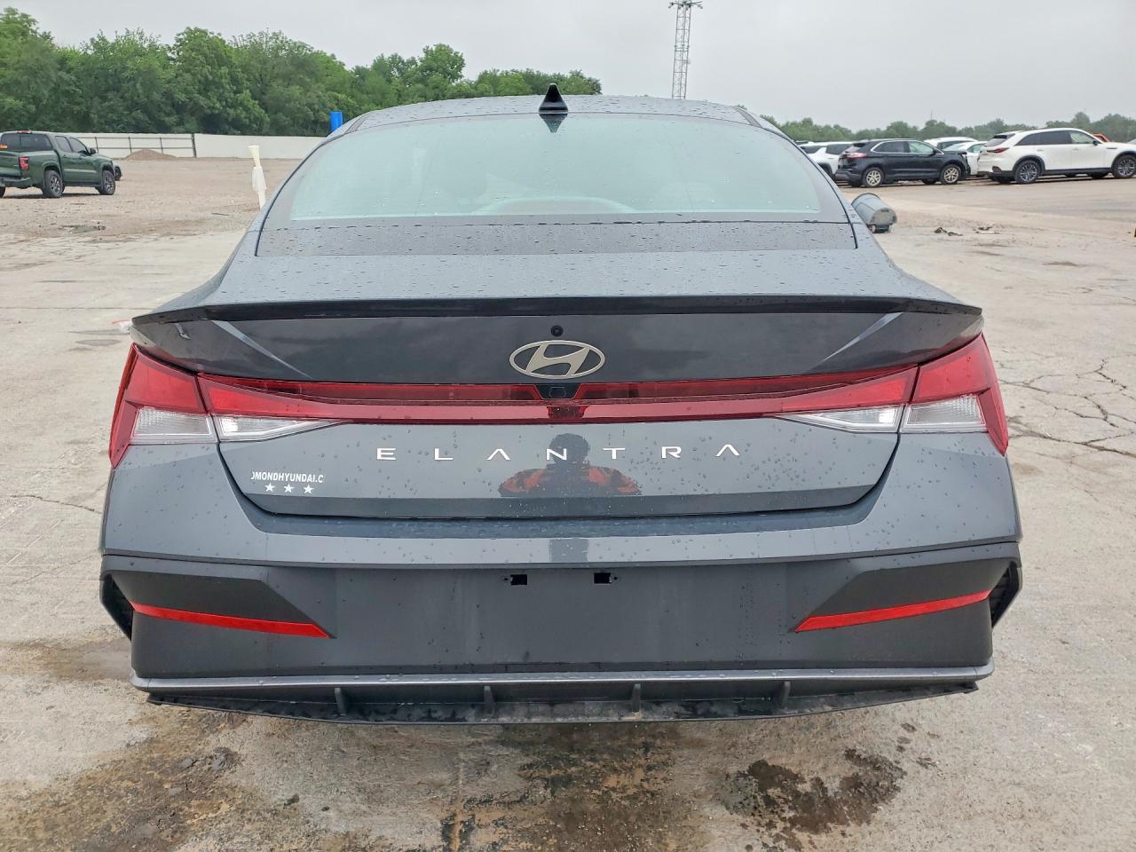 Hyundai ELANTRA Sel Sport
