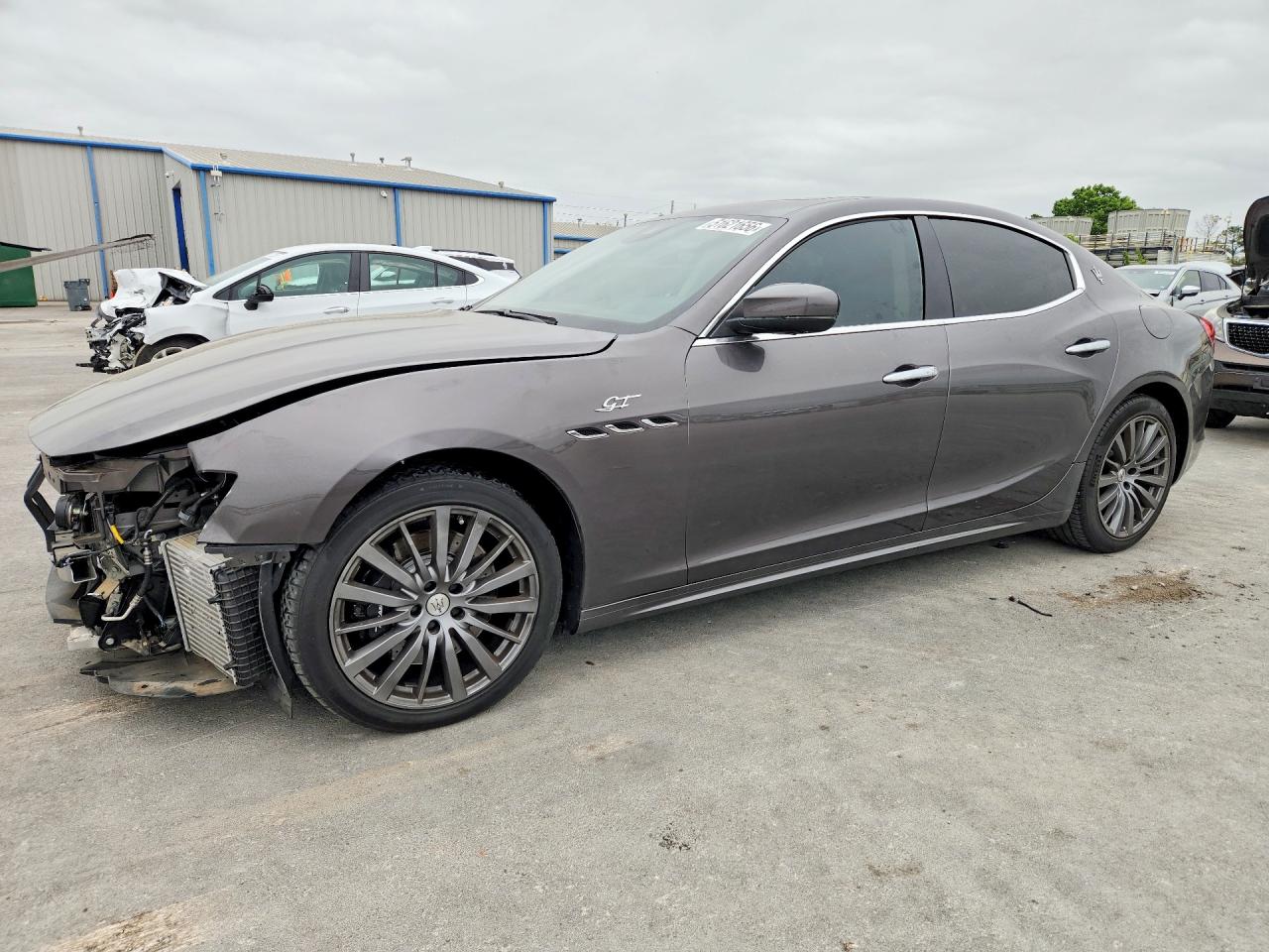 Salvage Maserati Ghibli Image