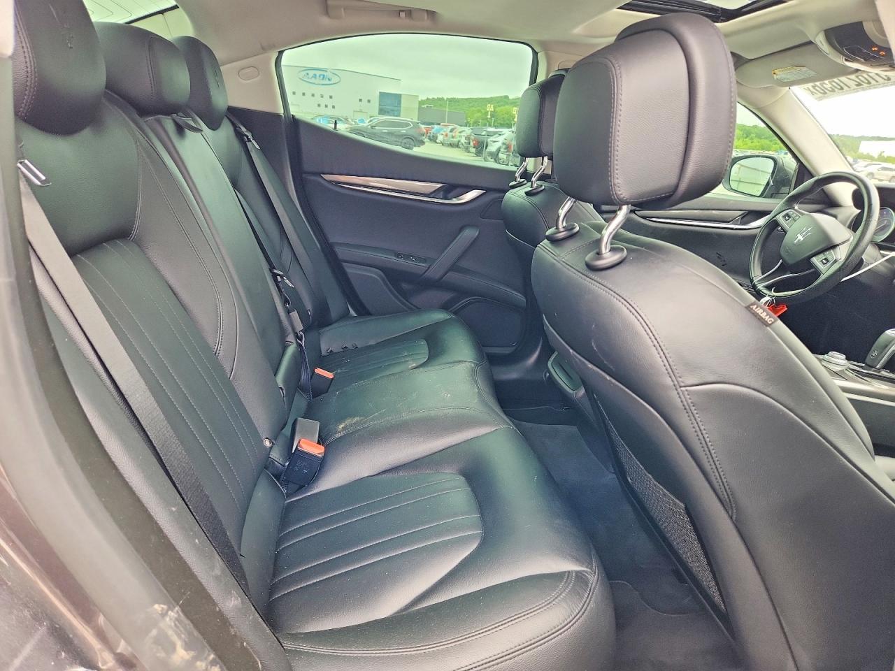 Maserati Ghibli Base