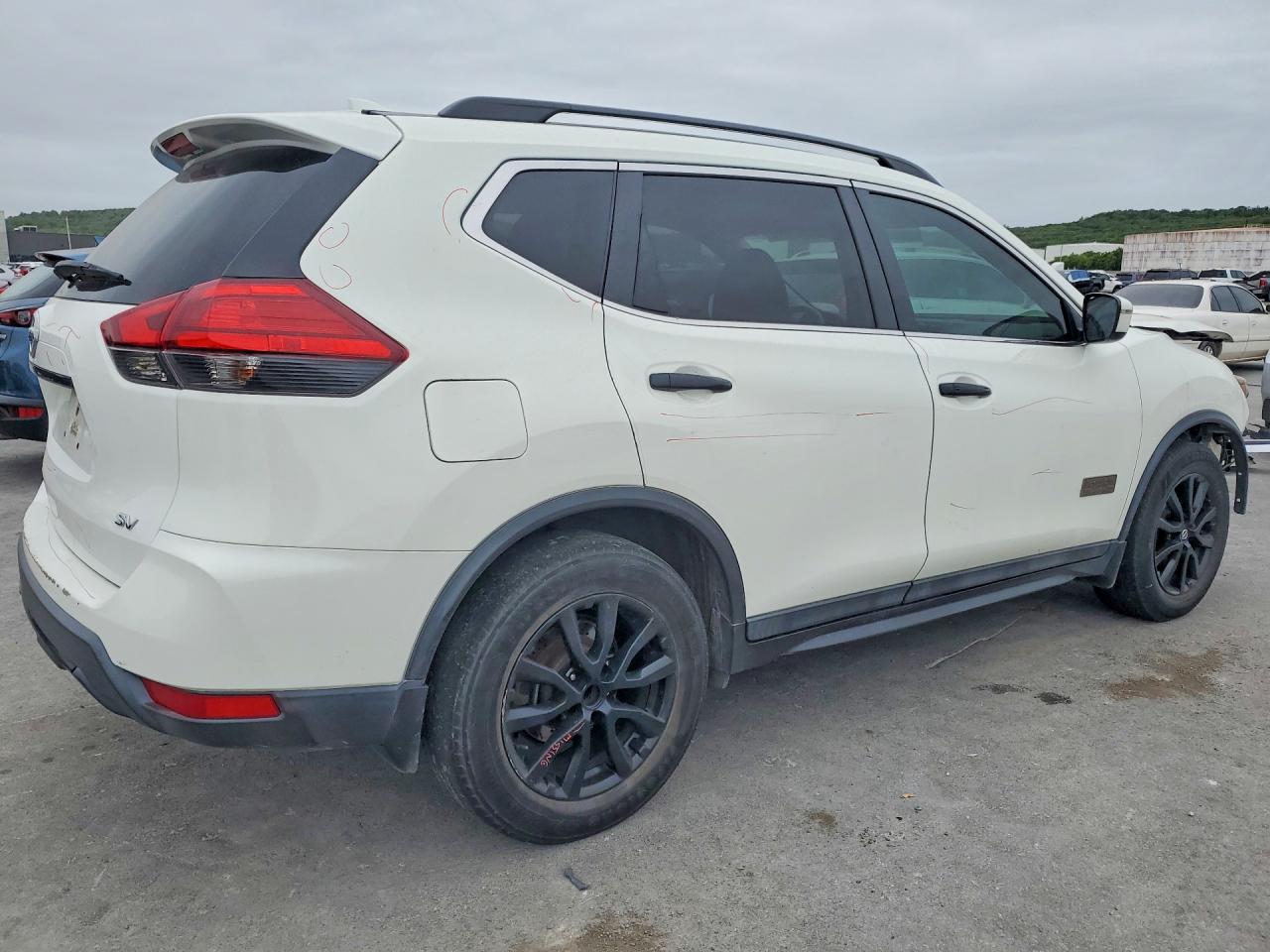 Nissan Rogue Sv