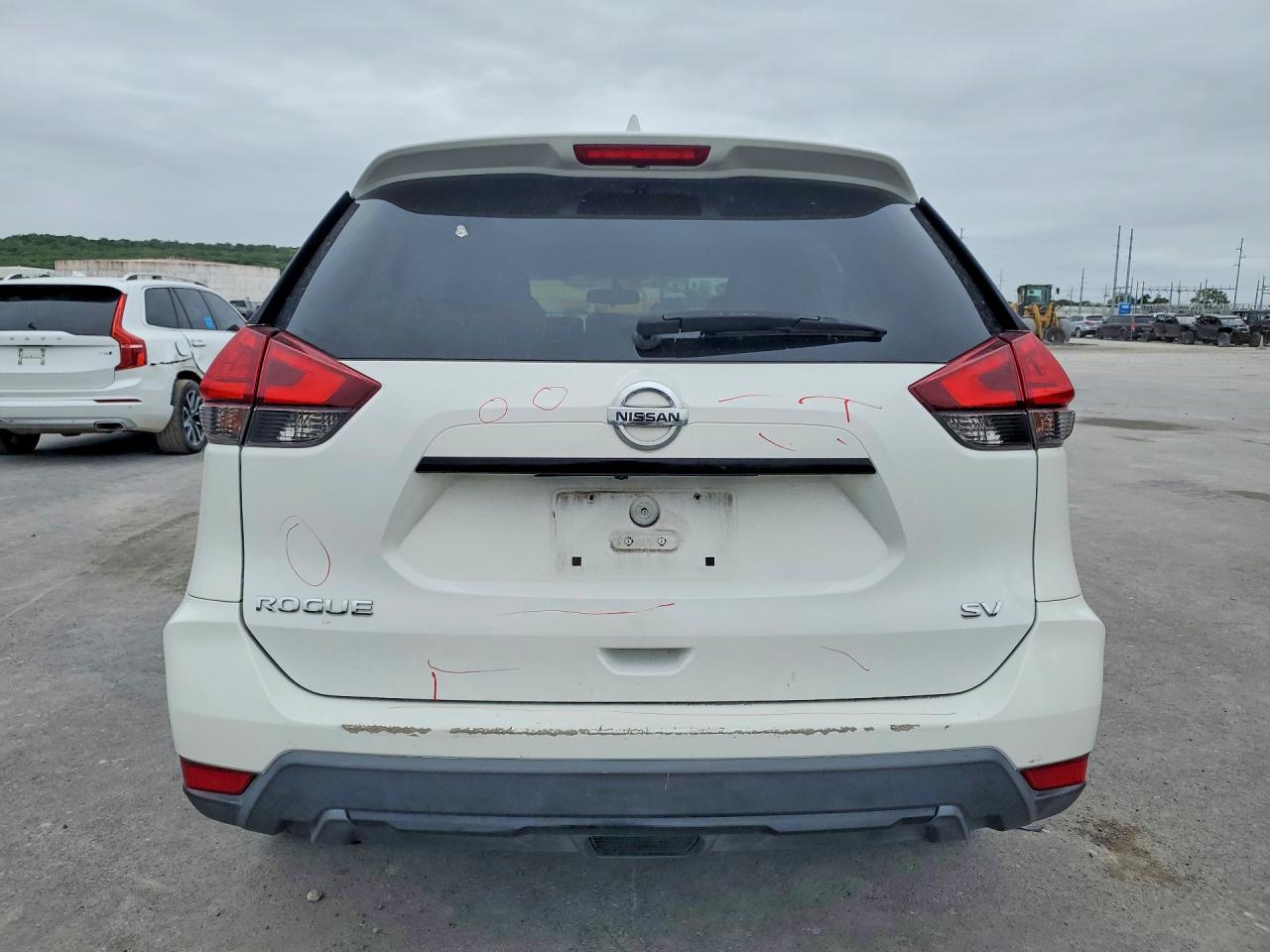 Nissan Rogue Sv