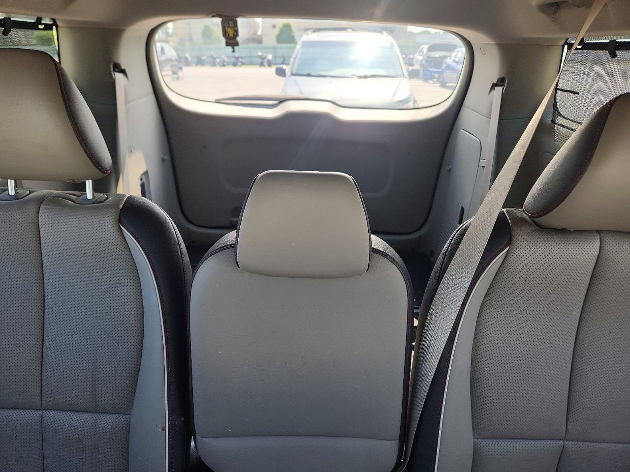 Kia Sedona Ex