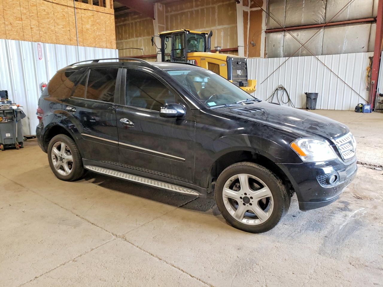 Mercedes-Benz M-Class 350