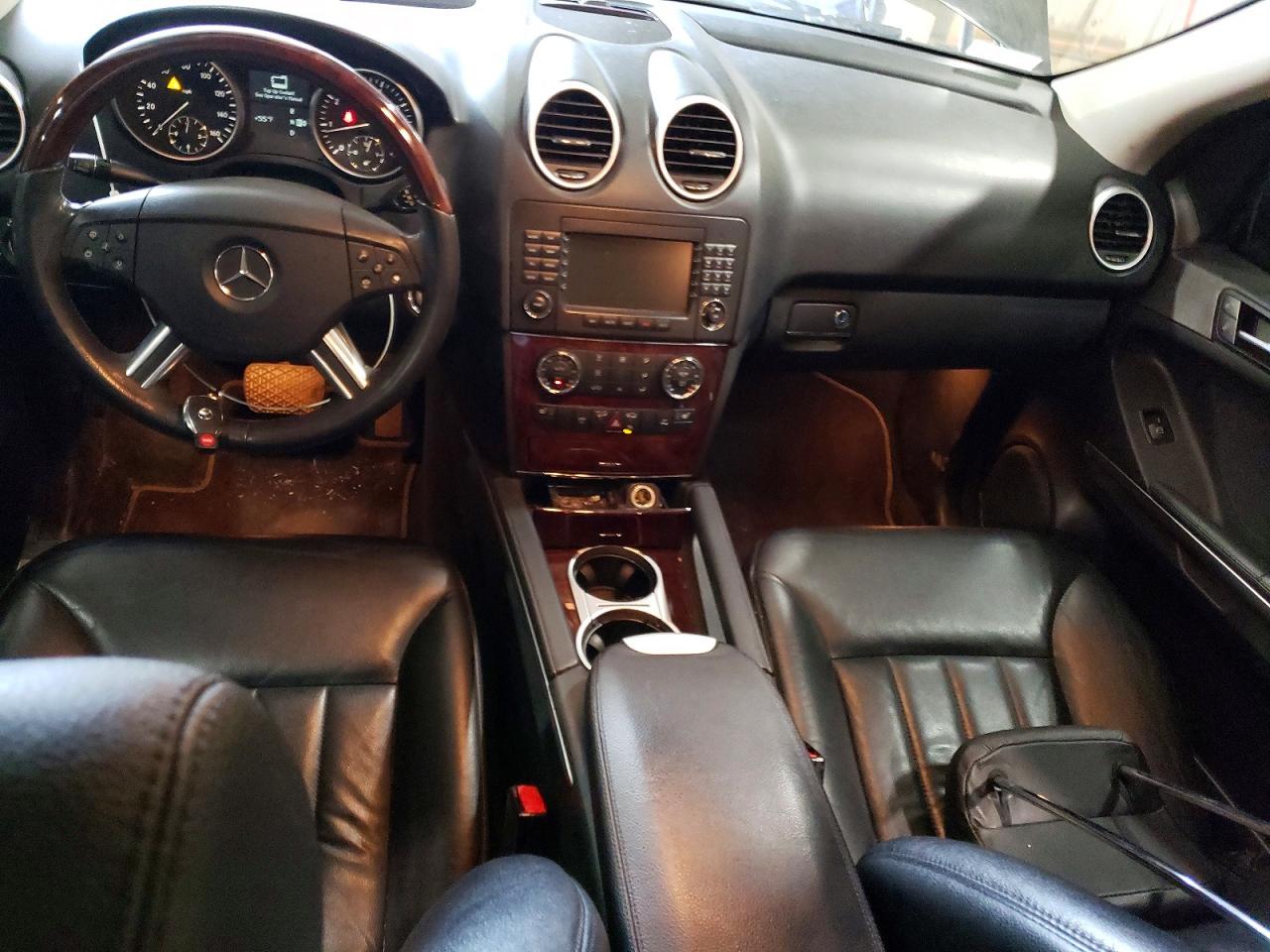 Mercedes-Benz M-Class 350