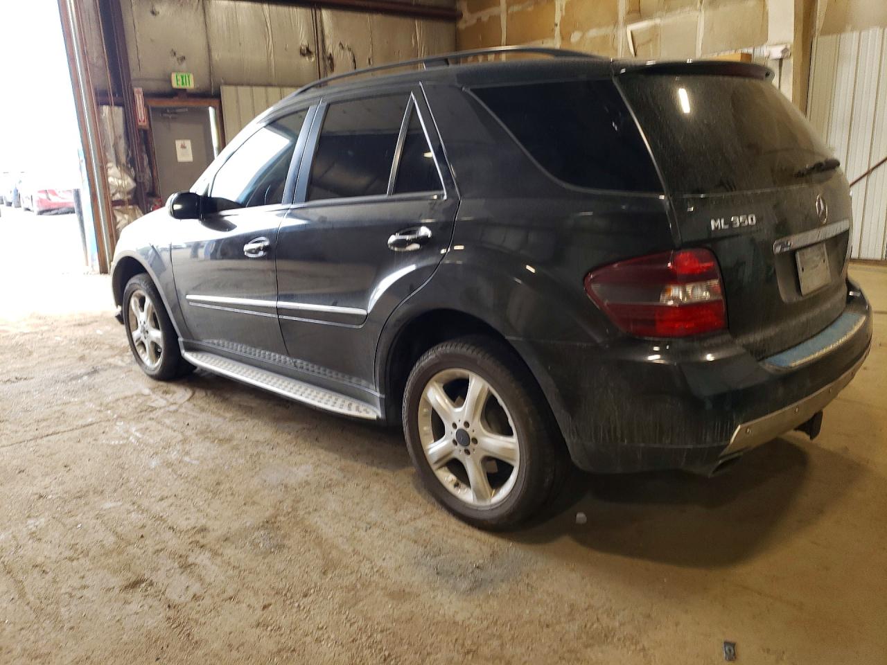 Mercedes-Benz M-Class 350