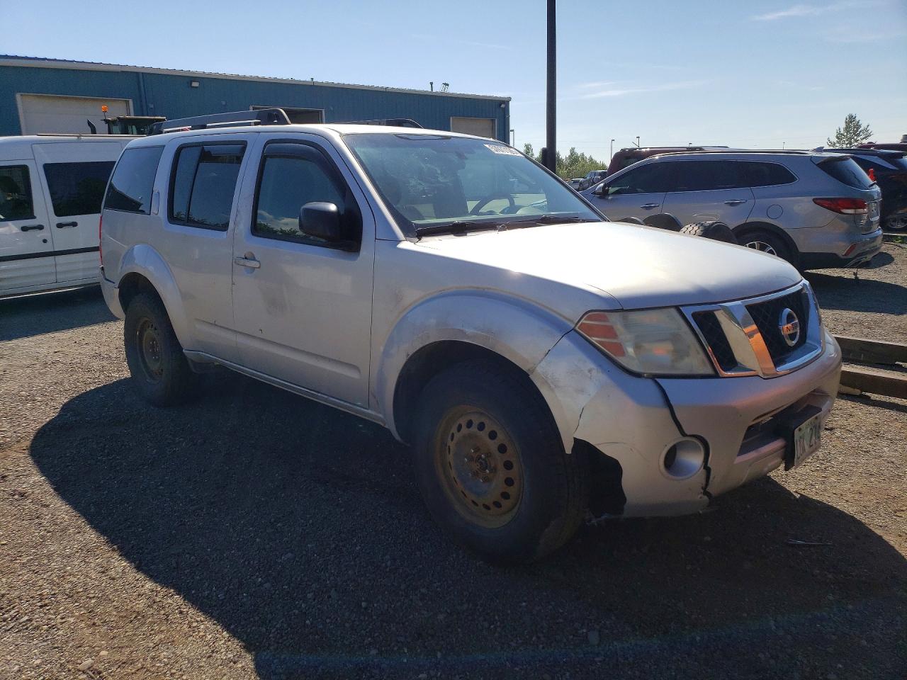 Nissan Pathfinder S
