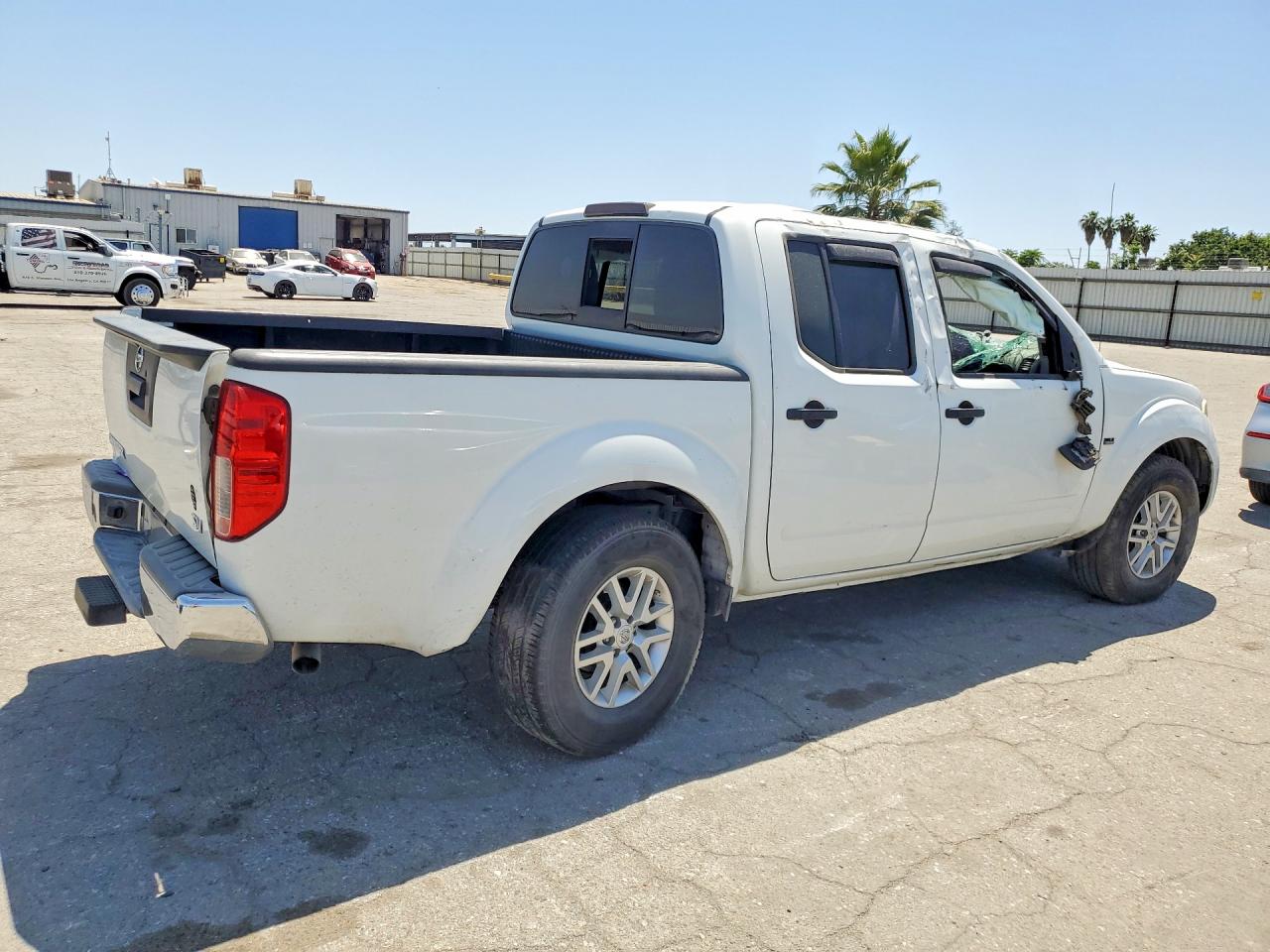 Nissan Frontier Sv