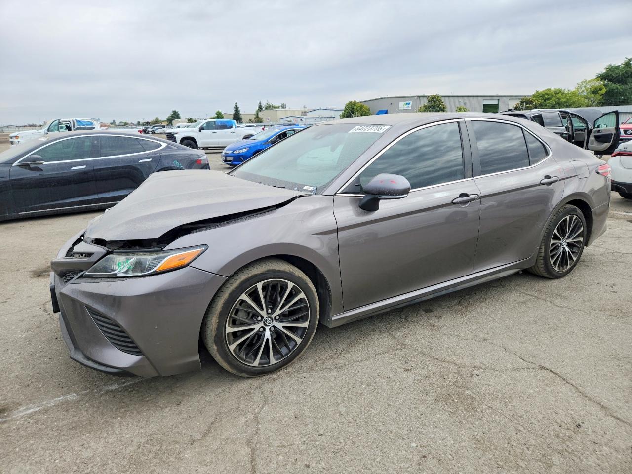 Salvage Toyota Camry Image