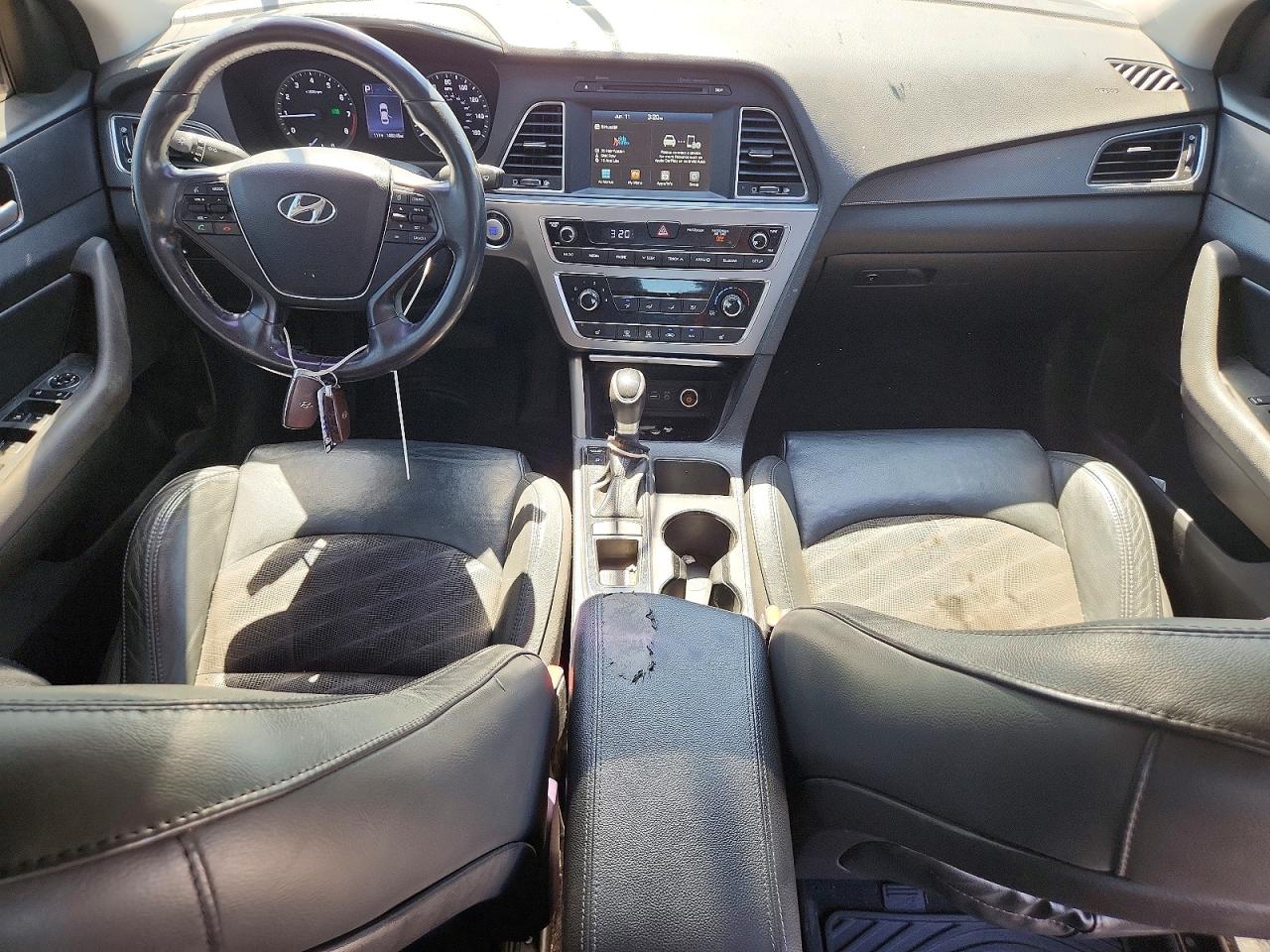 Hyundai SONATA Sport