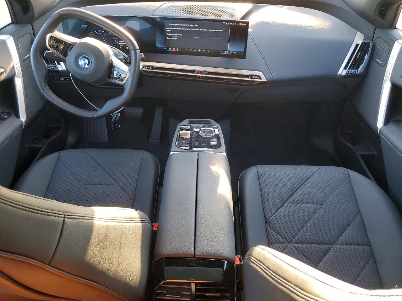 BMW iX Xdrive50