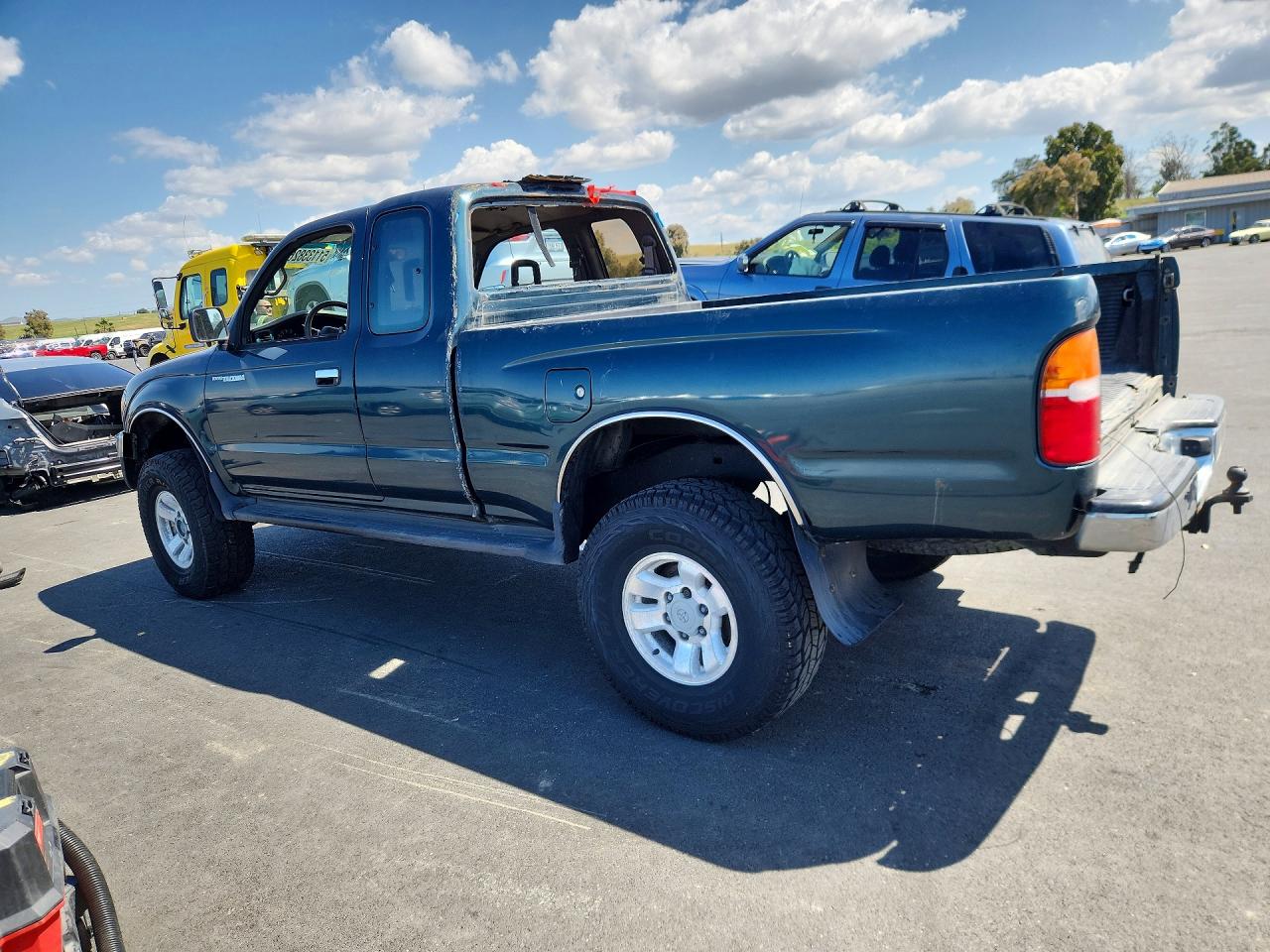 Toyota Tacoma Xtracab