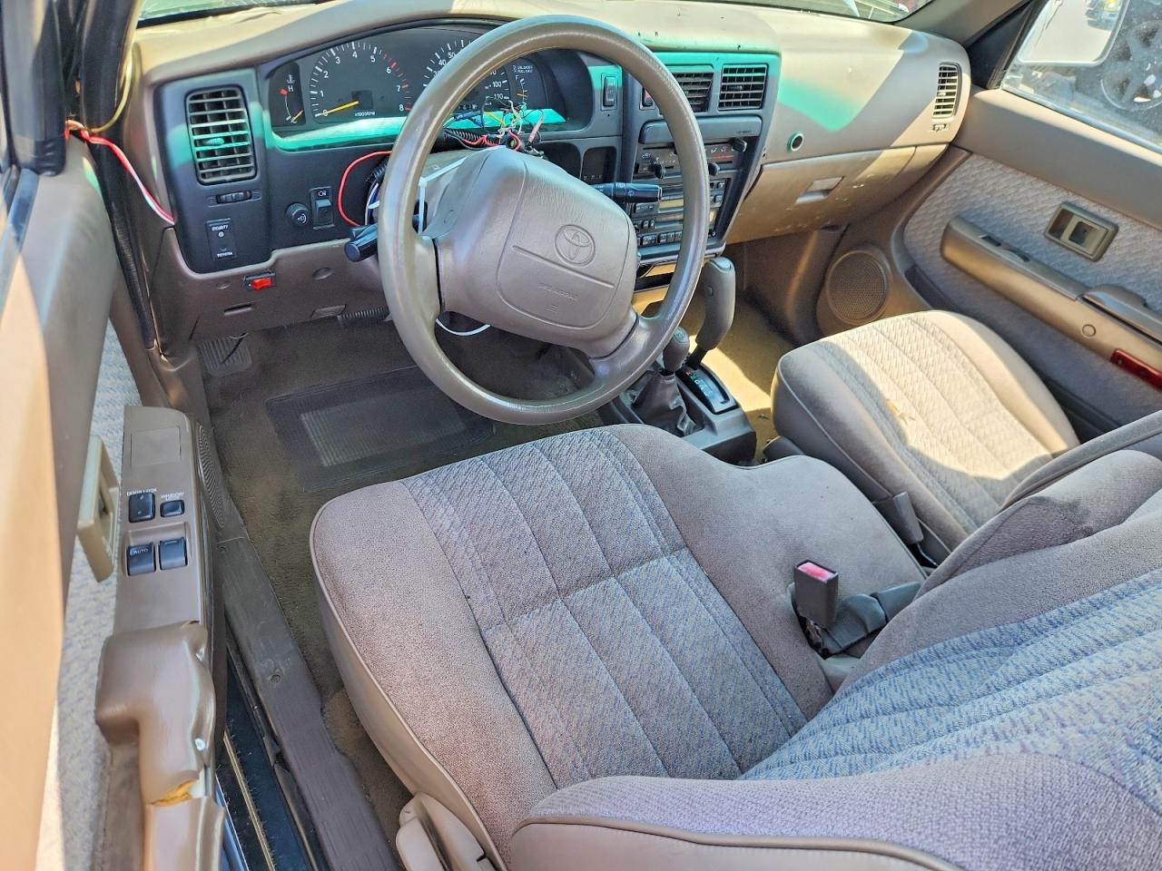 Toyota Tacoma Xtracab