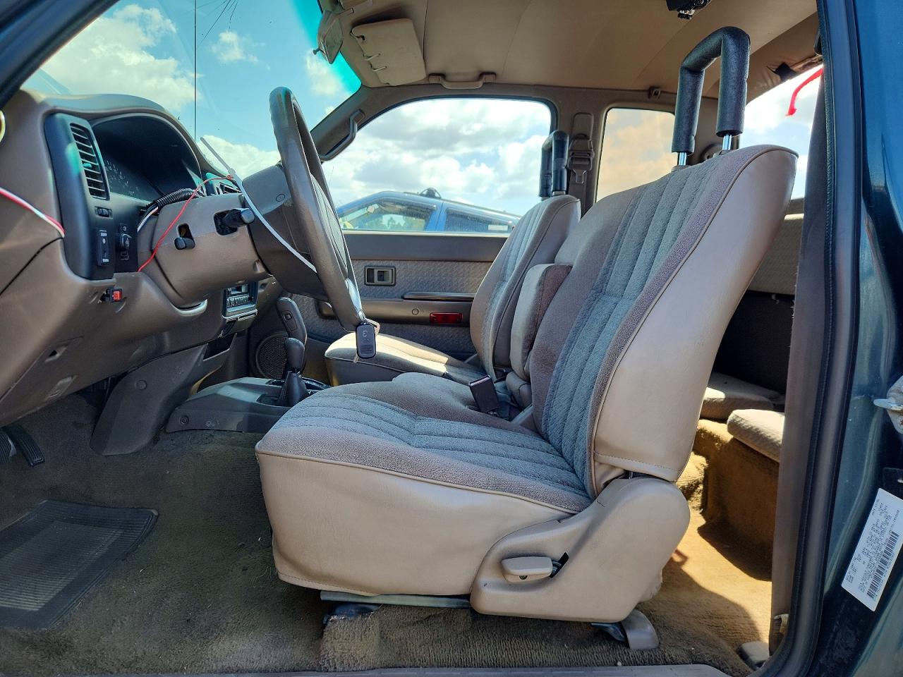 Toyota Tacoma Xtracab
