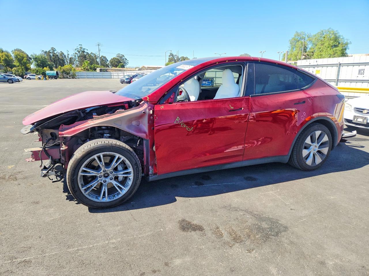 Salvage Tesla Model Y Image