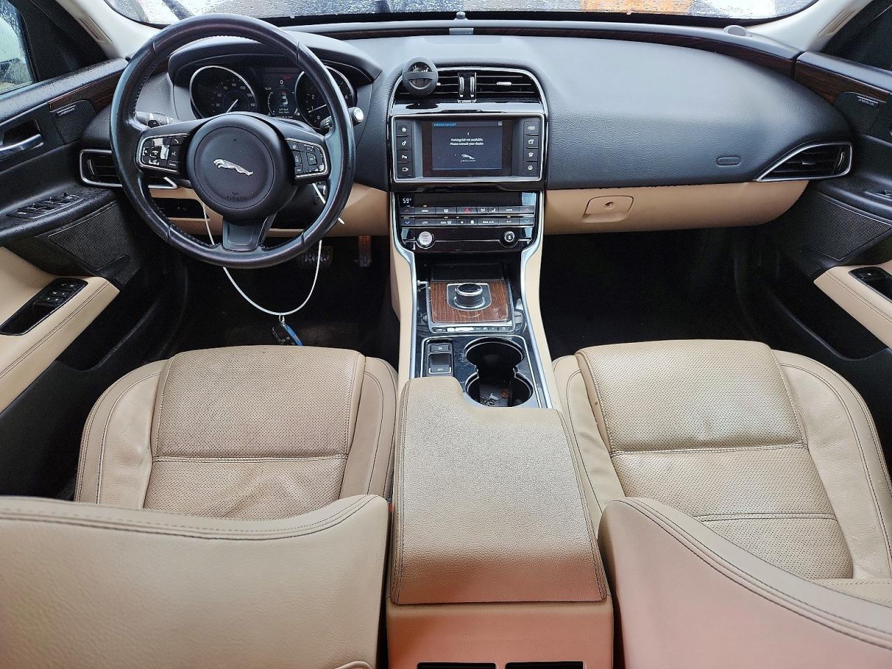 Jaguar XE Prestige
