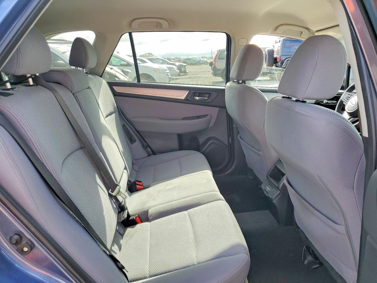 Subaru Outback 2.5i Premium