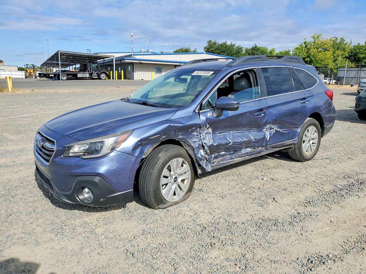 Salvage Subaru Outback Image