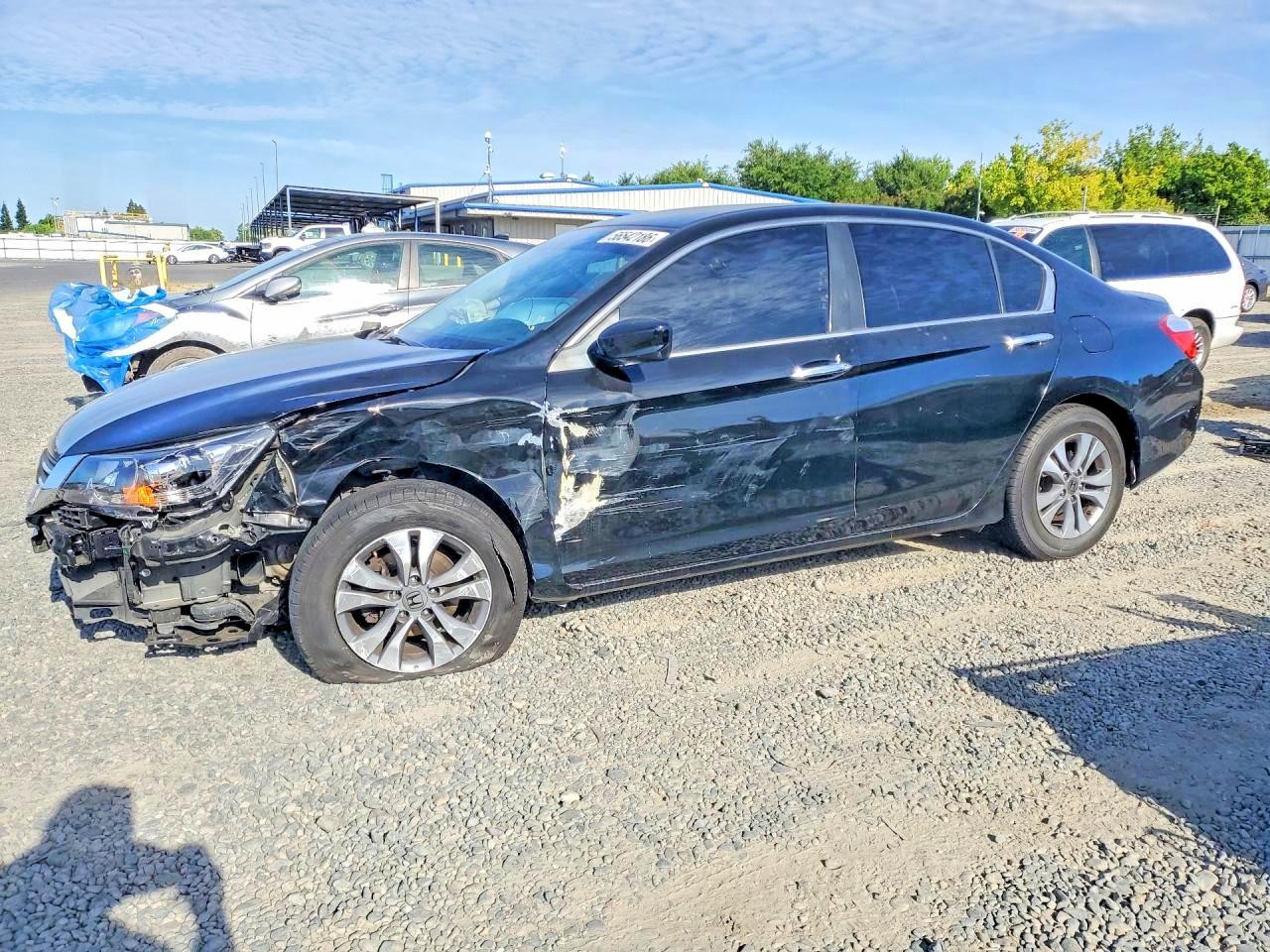 Salvage Honda Accord Image