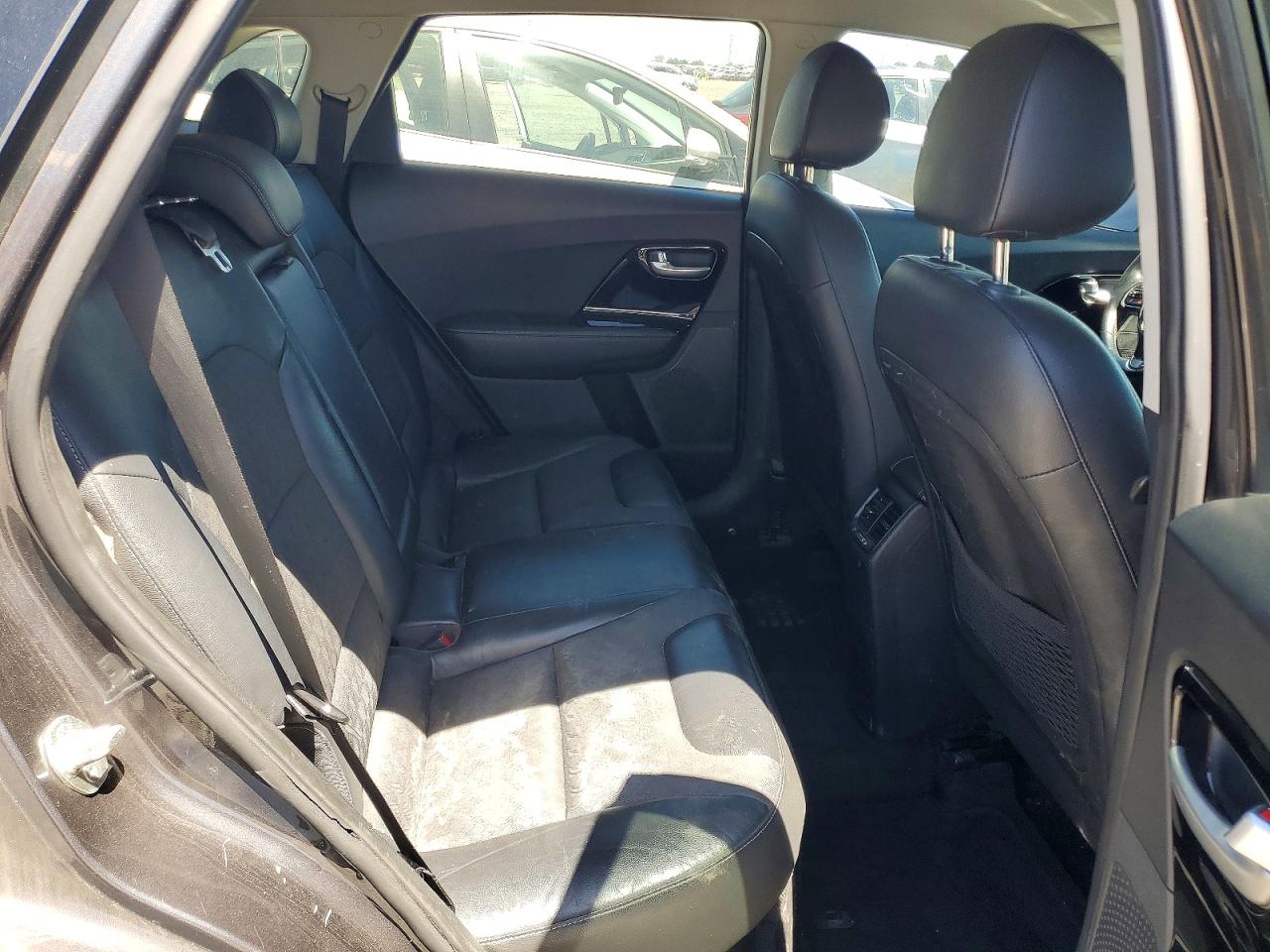 Kia Niro Ex
