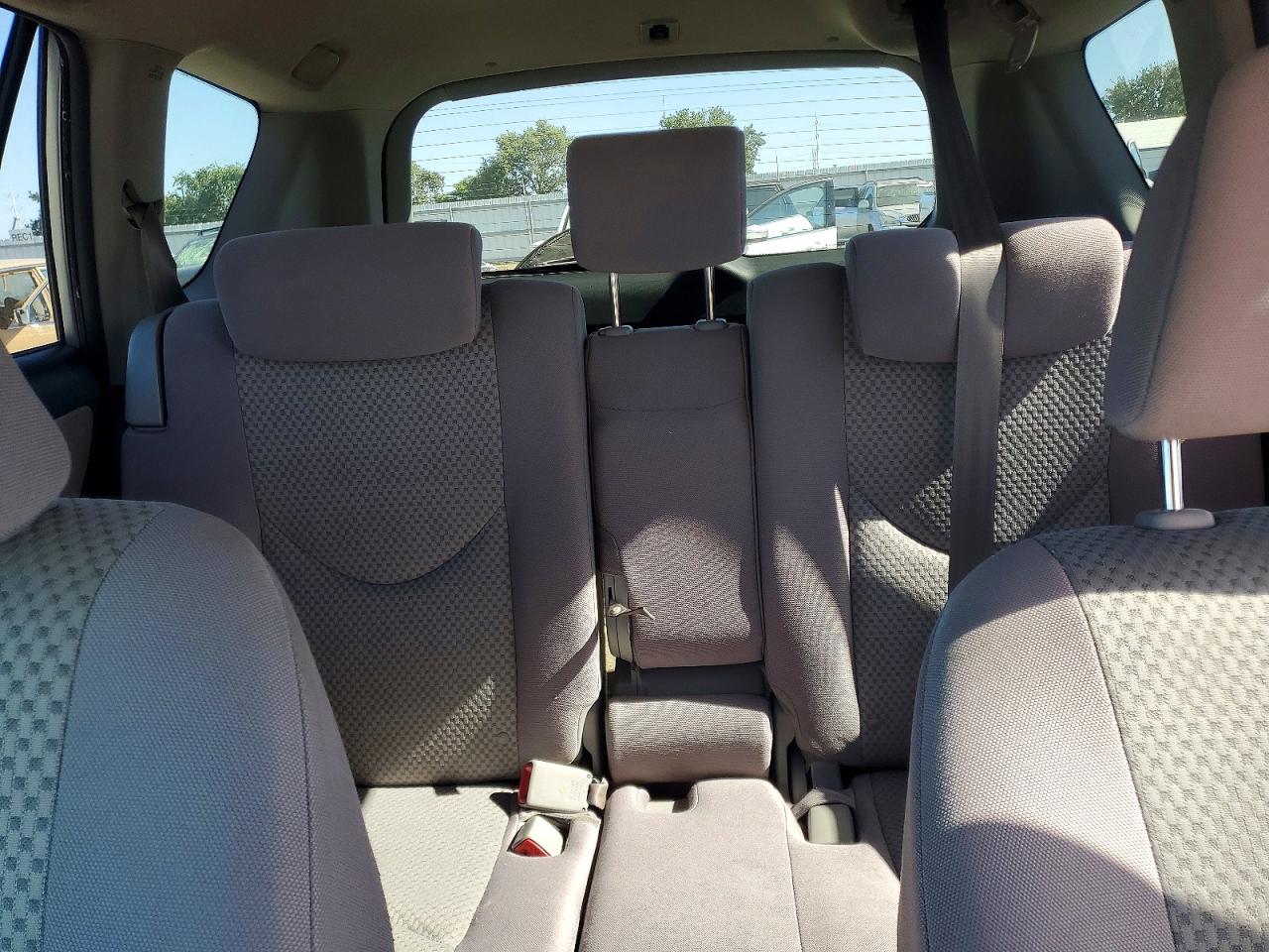 Toyota RAV4 Base