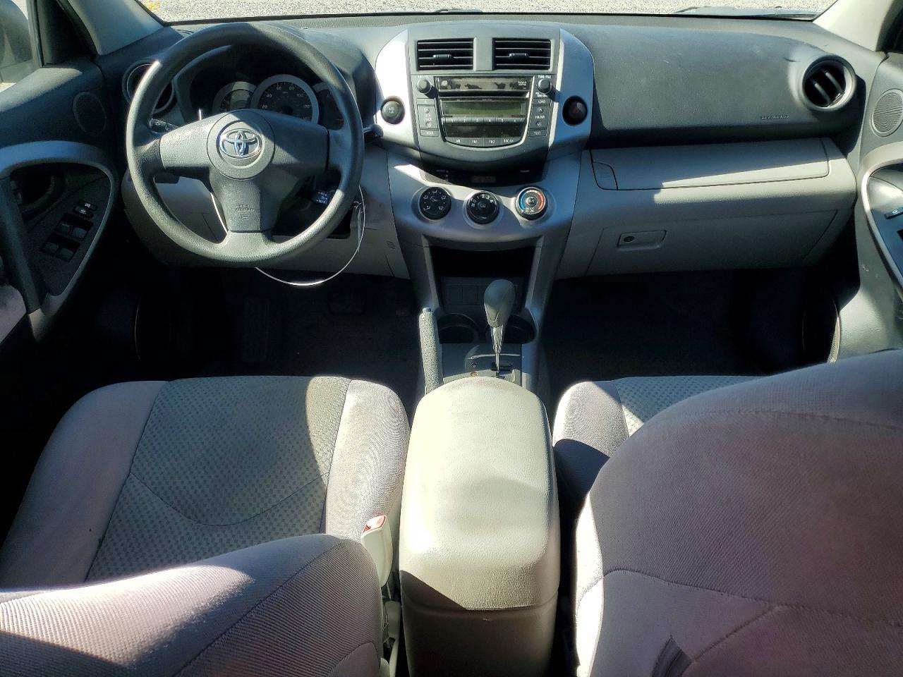 Toyota RAV4 Base