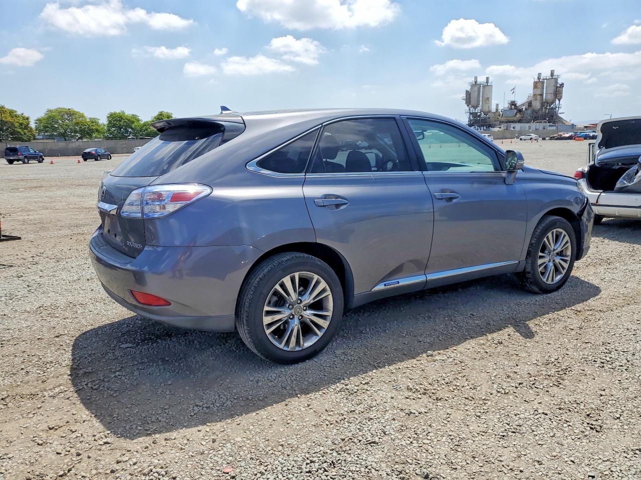 Lexus RX Base