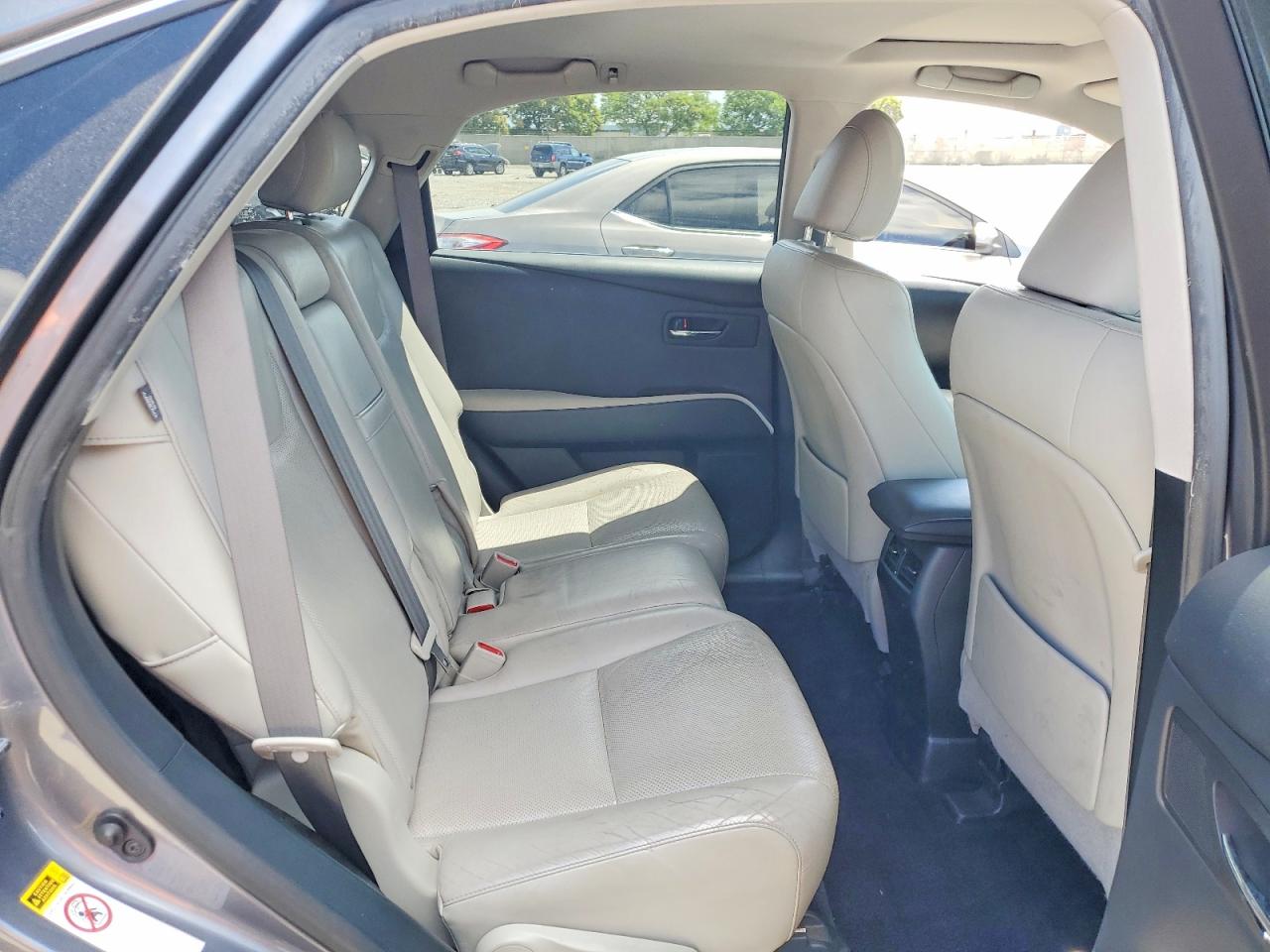 Lexus RX Base