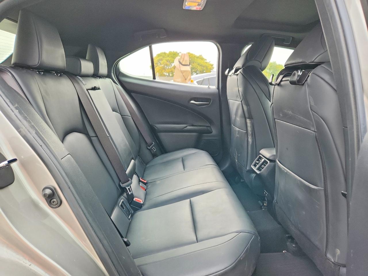 Lexus Ux 250h