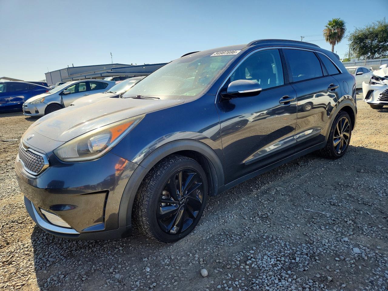 Salvage Kia Niro Image