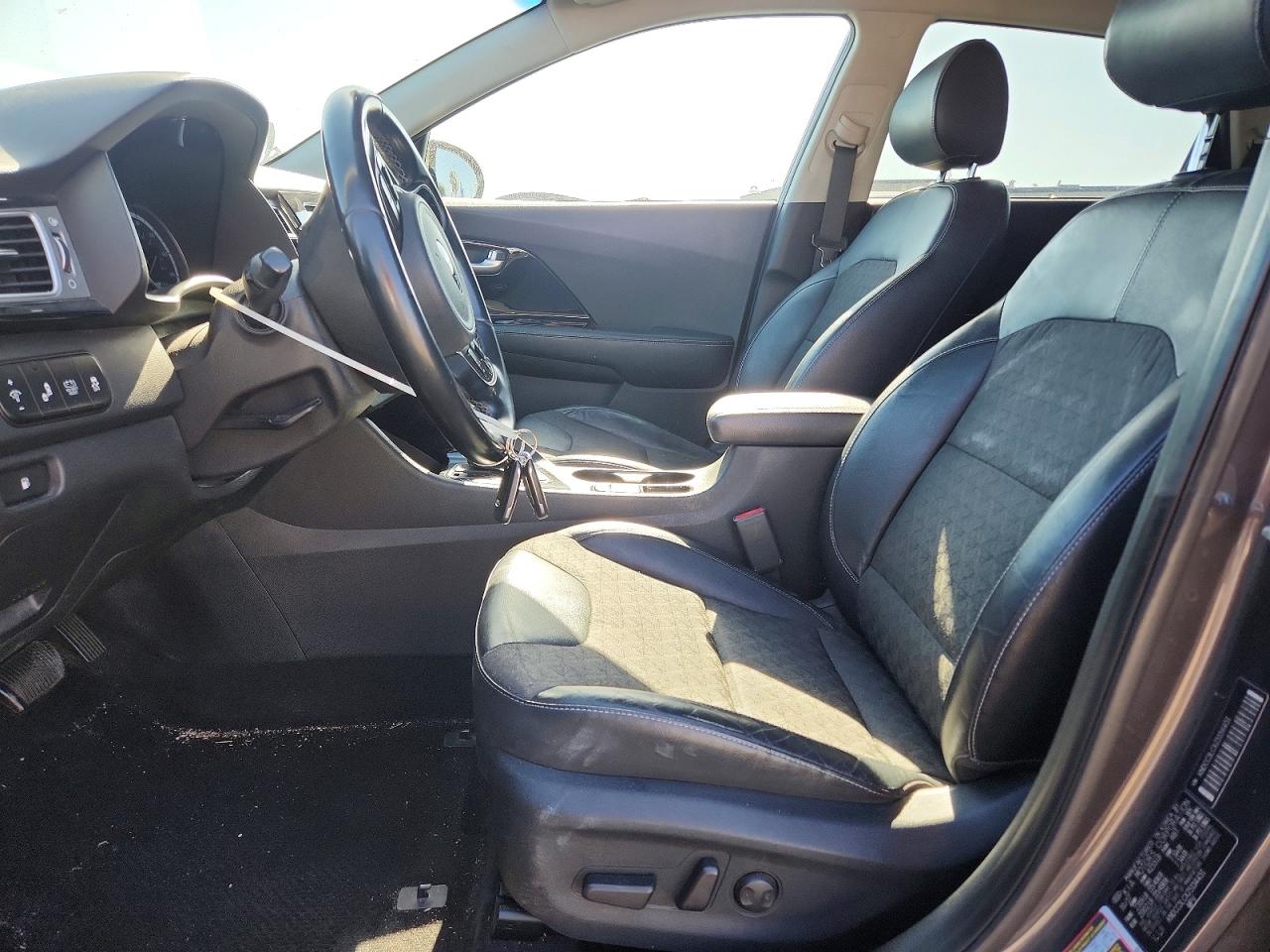 Kia Niro Ex