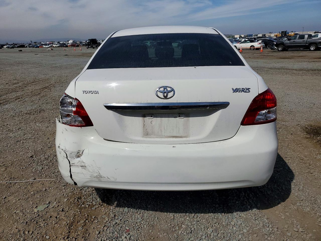 Toyota Yaris Base