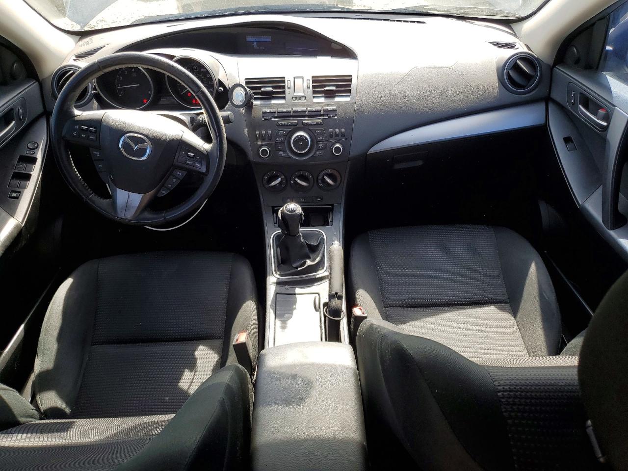 Mazda 3 I