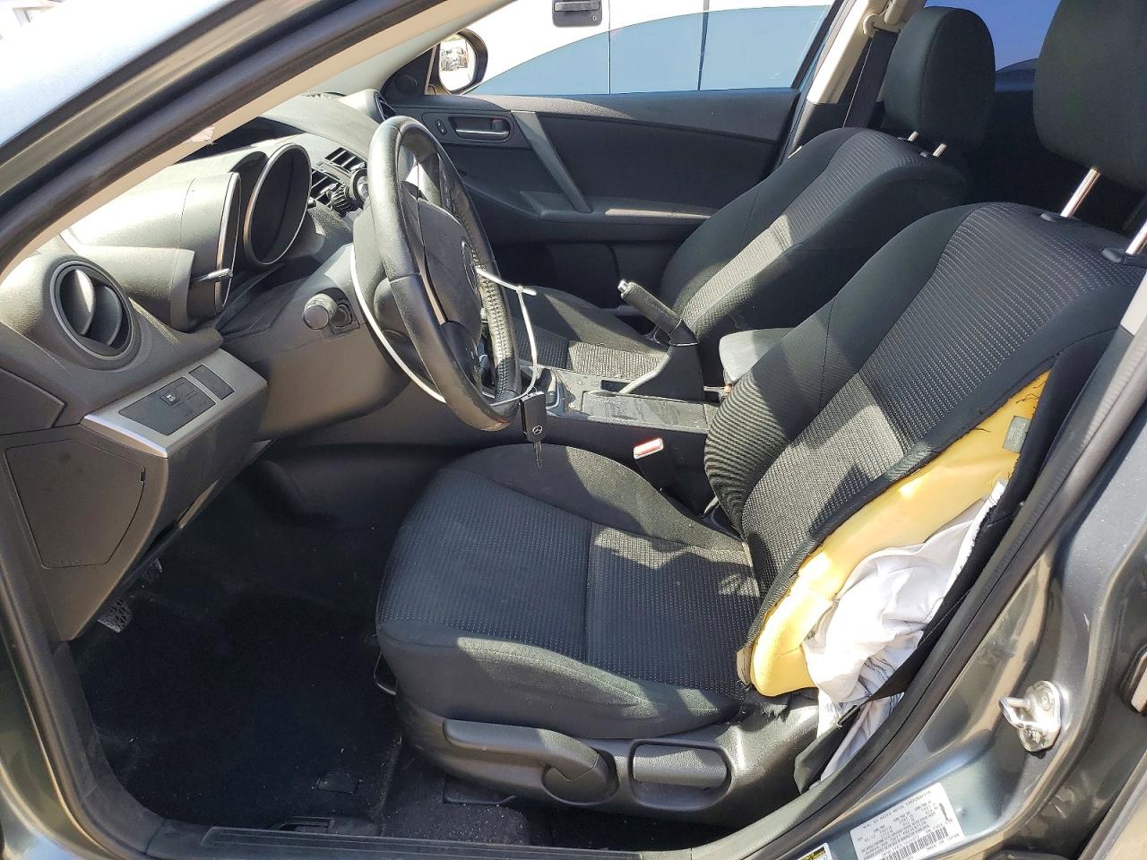 Mazda 3 I