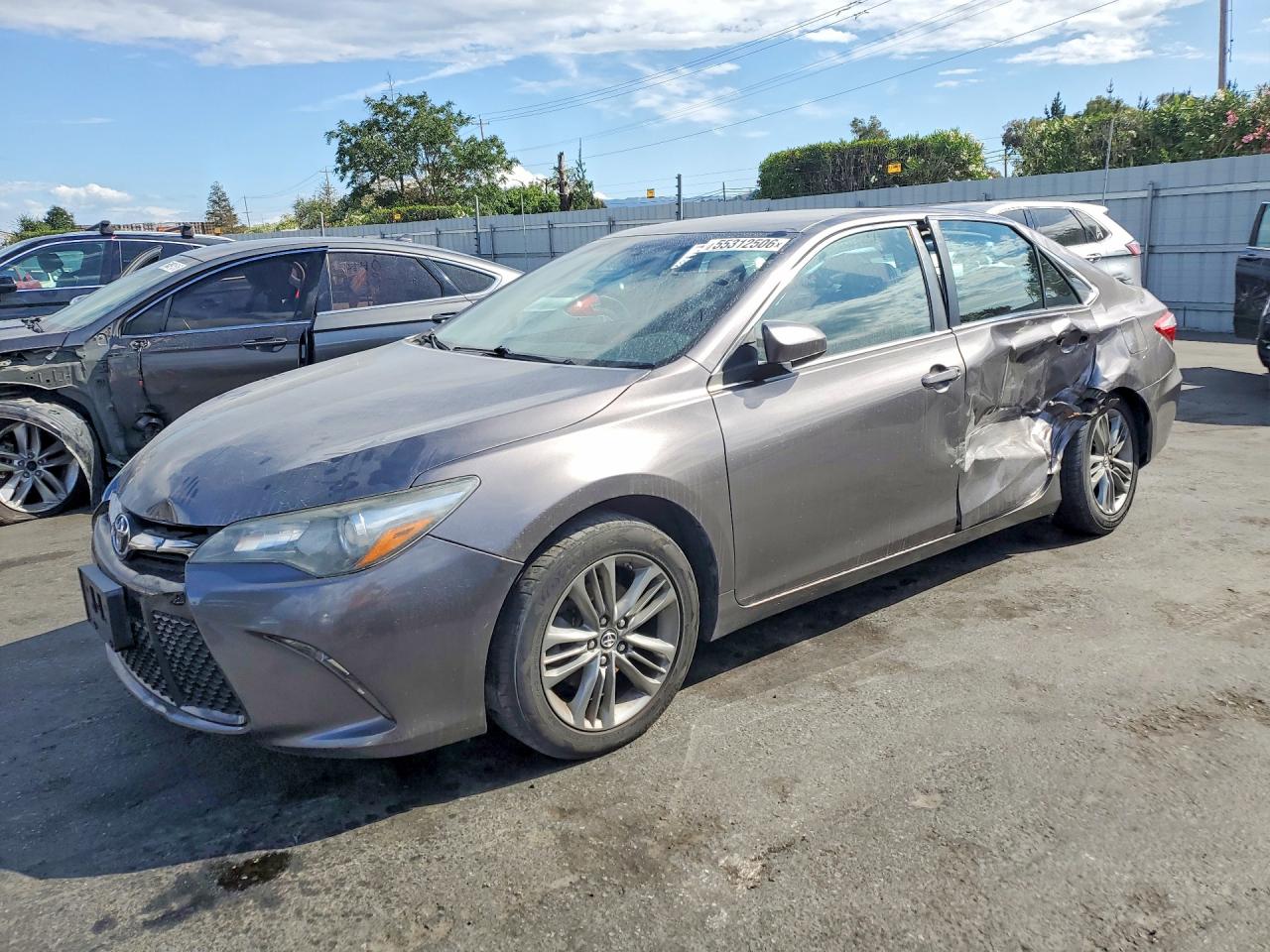 Salvage Toyota Camry Image