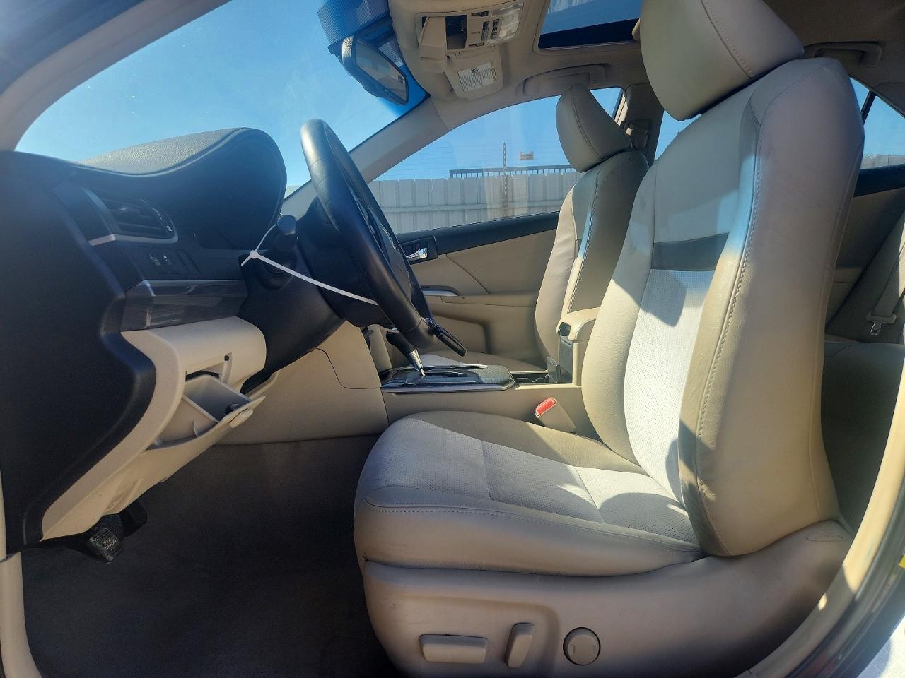 Toyota Camry Xle