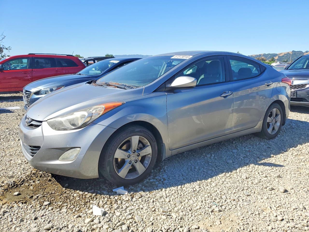 Salvage Hyundai ELANTRA Image