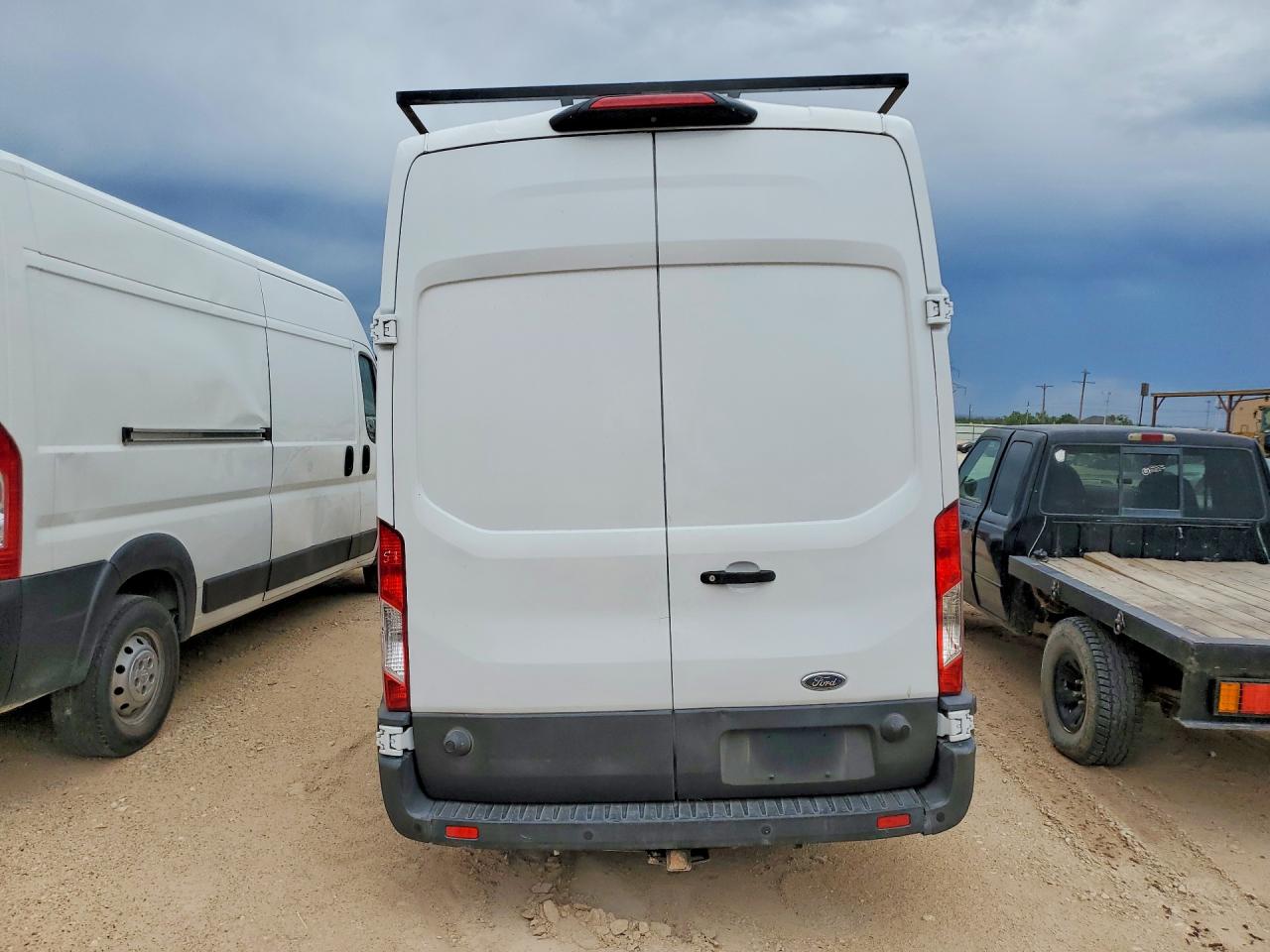 Ford Transit T-250