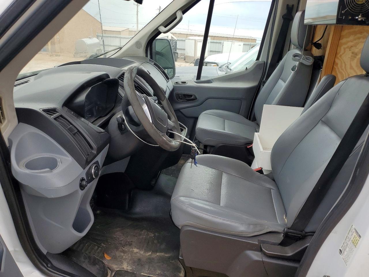 Ford Transit T-250