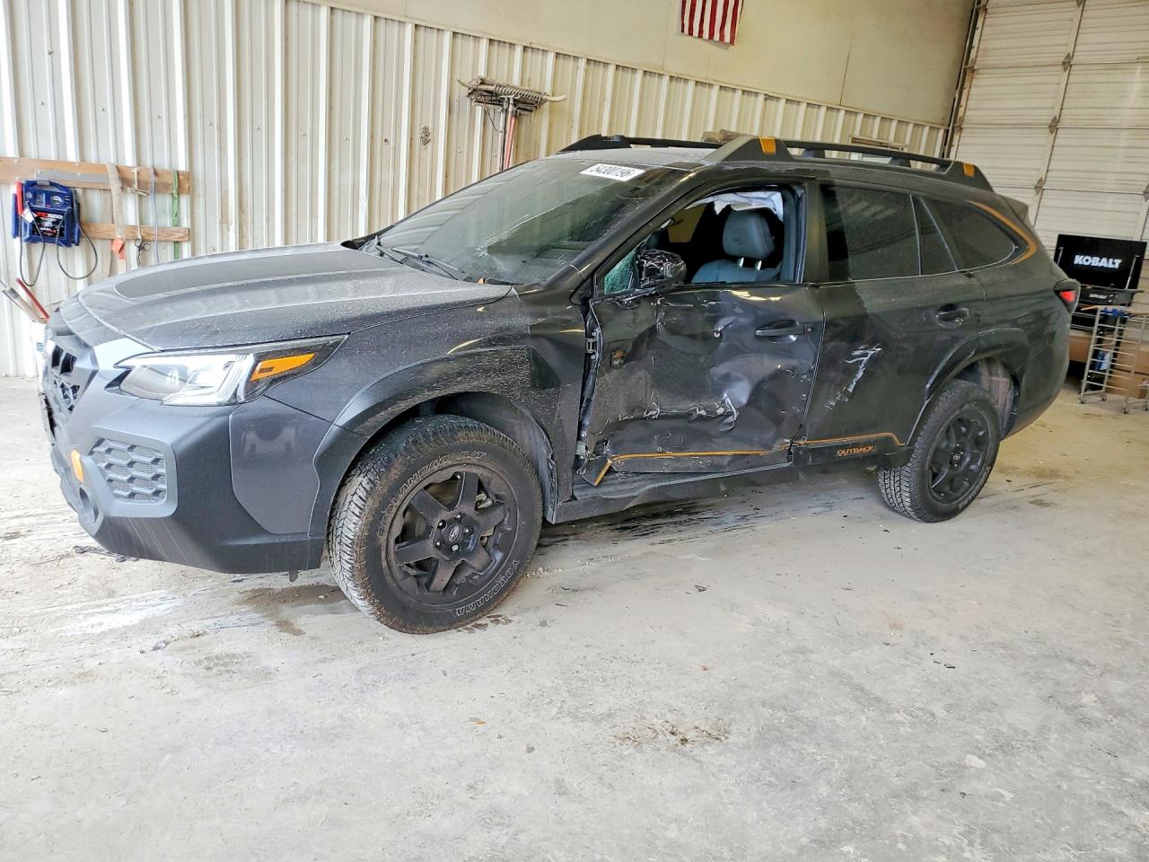 Salvage Subaru Outback Image